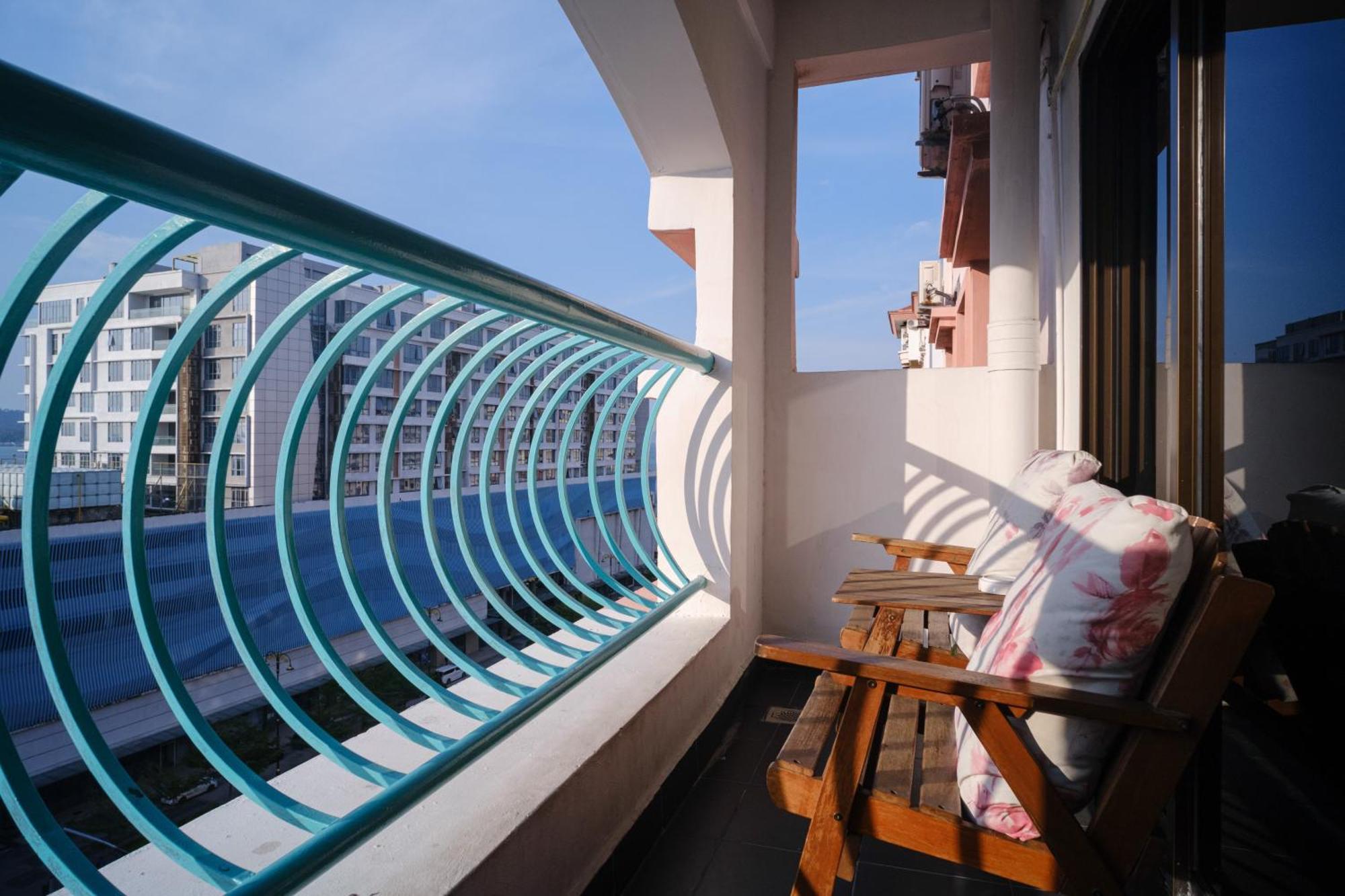 Petronella Apartment C1 Marina Court Kota Kinabalu Exterior photo